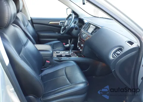 2018 Nissan Pathfinder Platinum z USA, uszkodzony, nr VIN 5N1DR2MM4JC613265